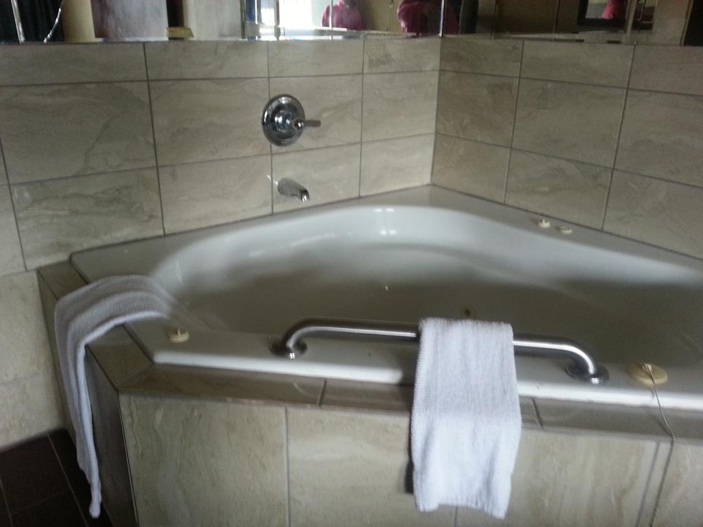 America'S Best Inn & Suites Clarksville Clarksville (Clark County) Luaran gambar